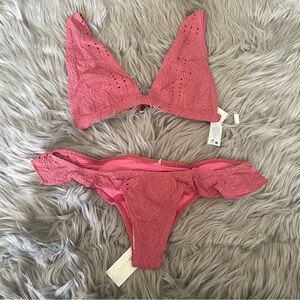 Gorgeous pink bikini NWT ruffle bottoms